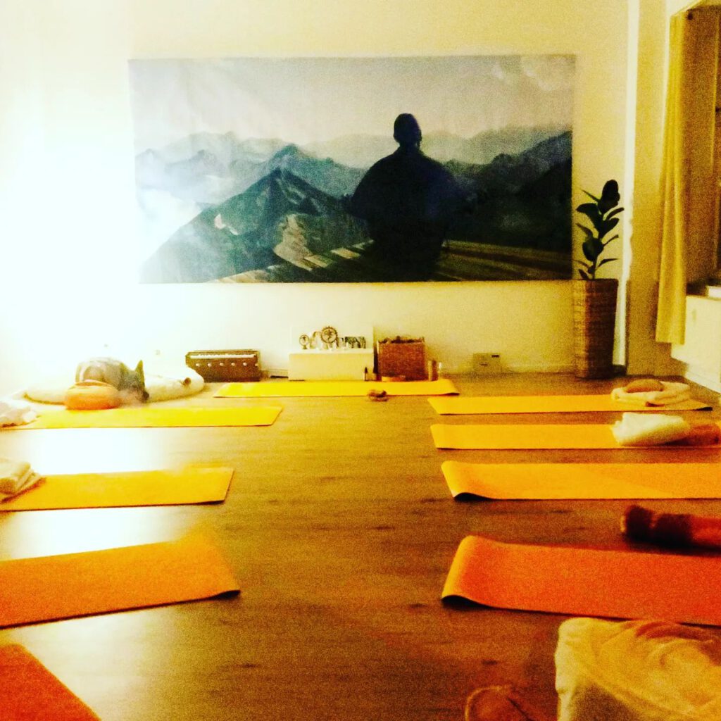 Yoga-Raum im Ananda Yogazentrum Zwickau