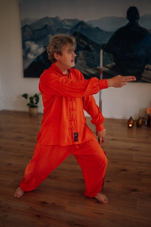 Thomas Kral (Thommy) – Tai-Chi-Bewegungsform 1