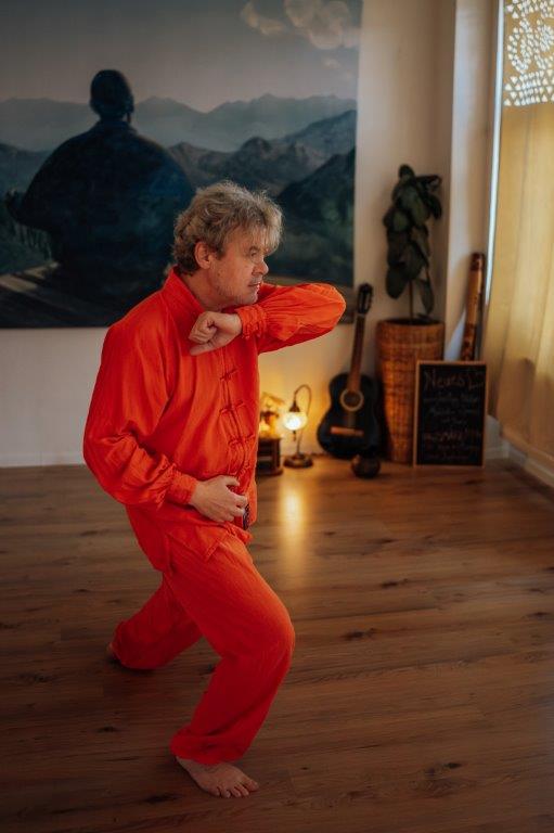 Thomas Kral (Thommy) – Tai-Chi-Bewegungsform 4